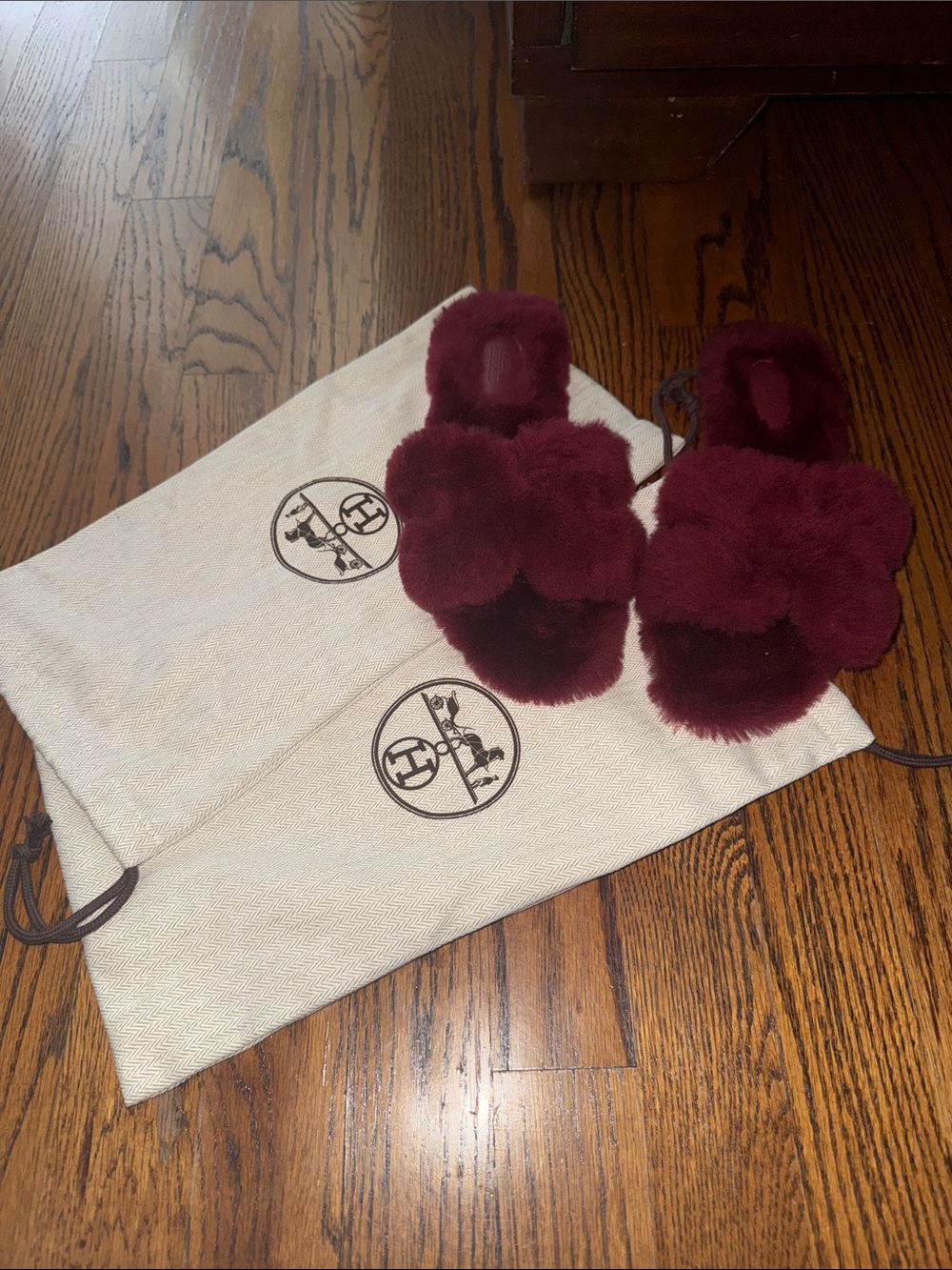 Women's Burgundy Hermes Oran slides